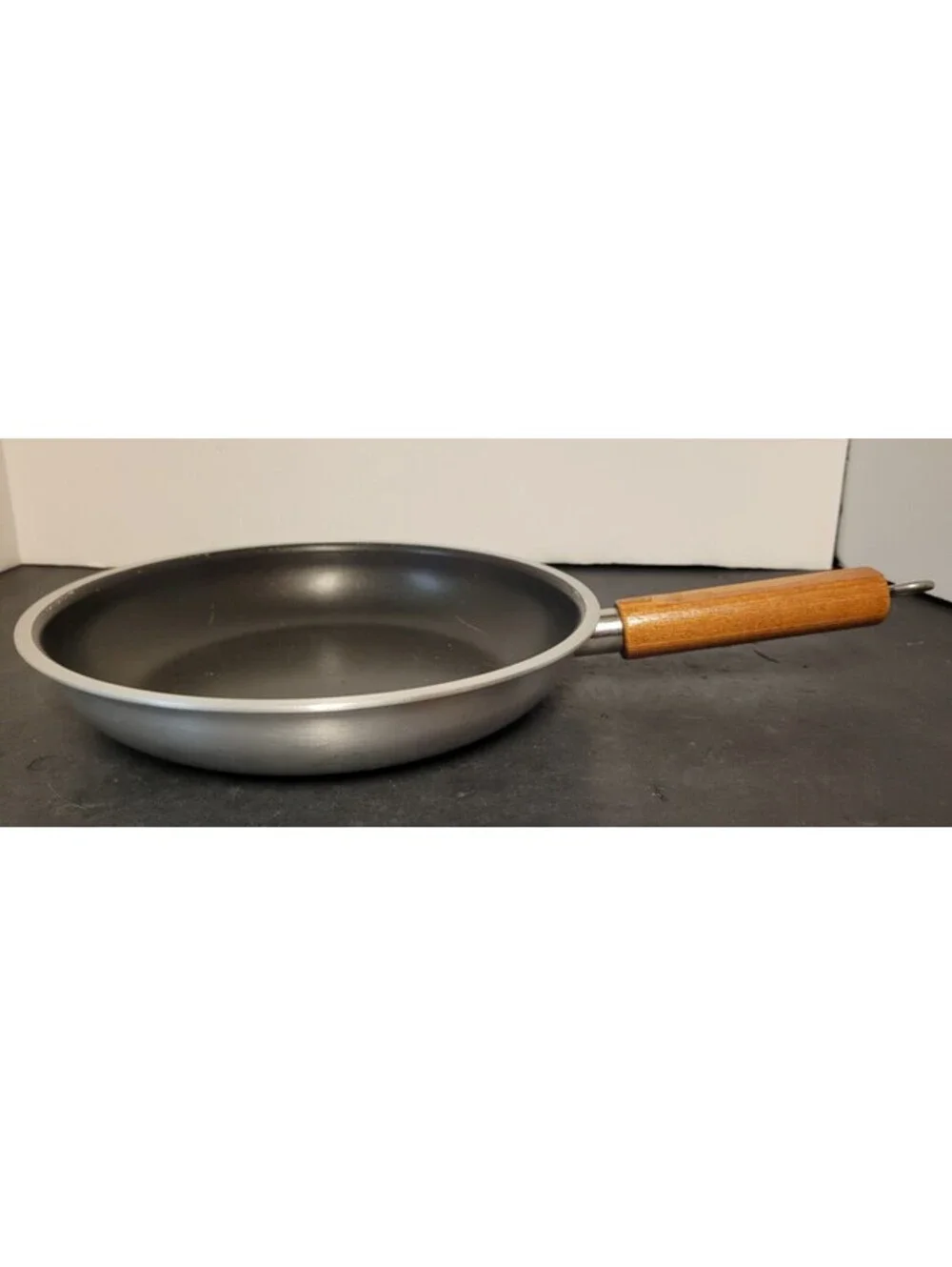 Mirro item being